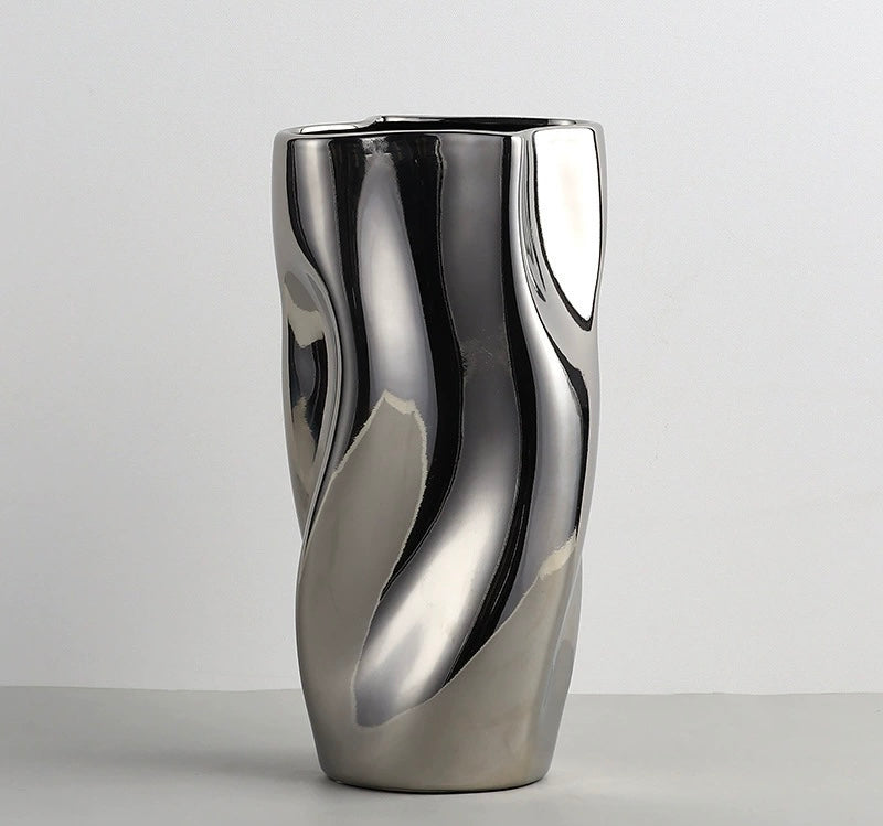 Silver Mirage Sculpture Vases — Collection Berriscent