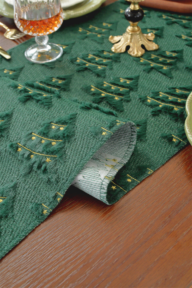 Evergreen Star Christmas Table Runner Berriscent