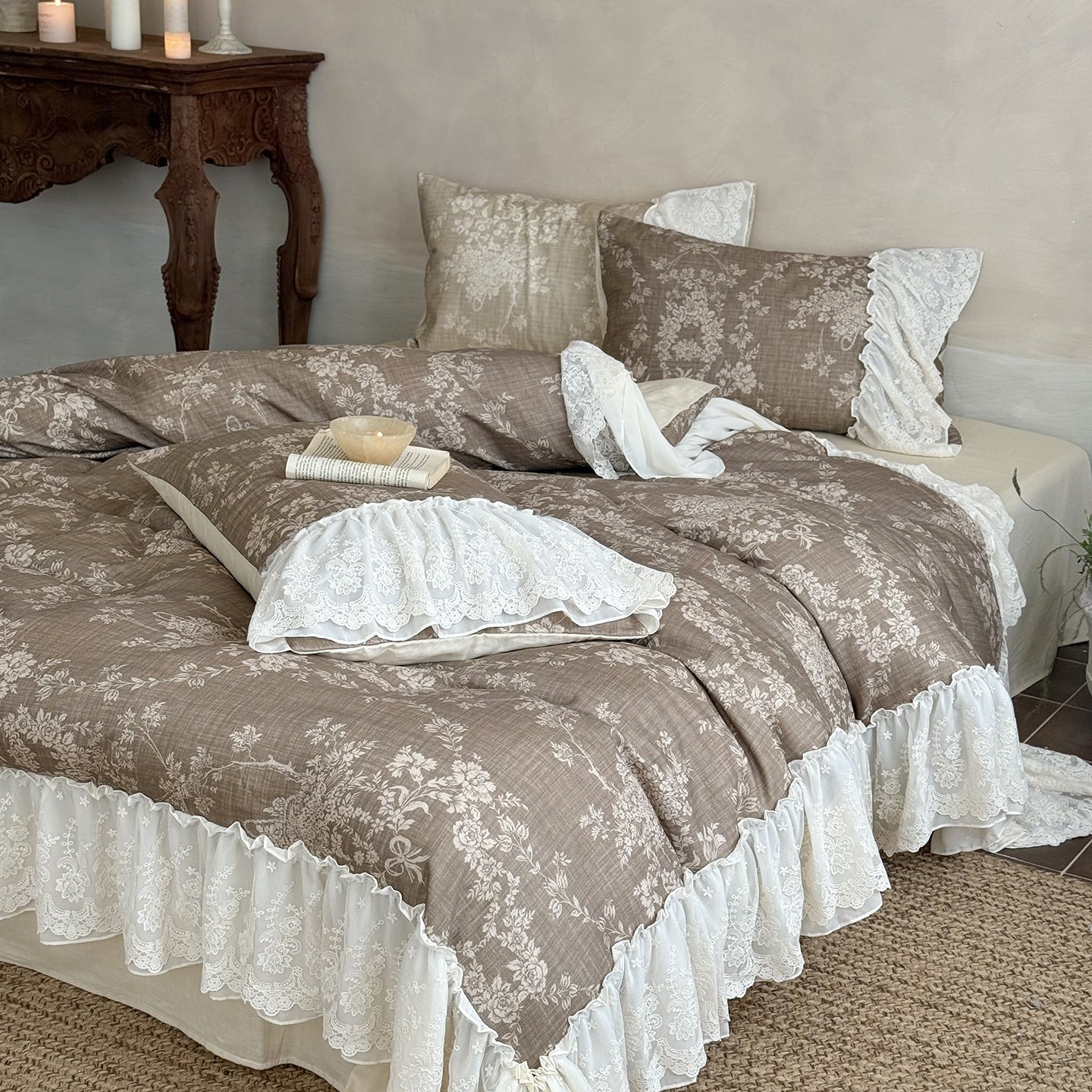 Maison Fleur Lace-Trim Bedding Set Berriscent