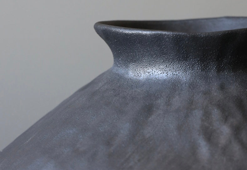 Obsidian Sculpture Vase Collection Berriscent