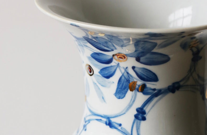 Azure Bloom Porcelain Vase Berriscent