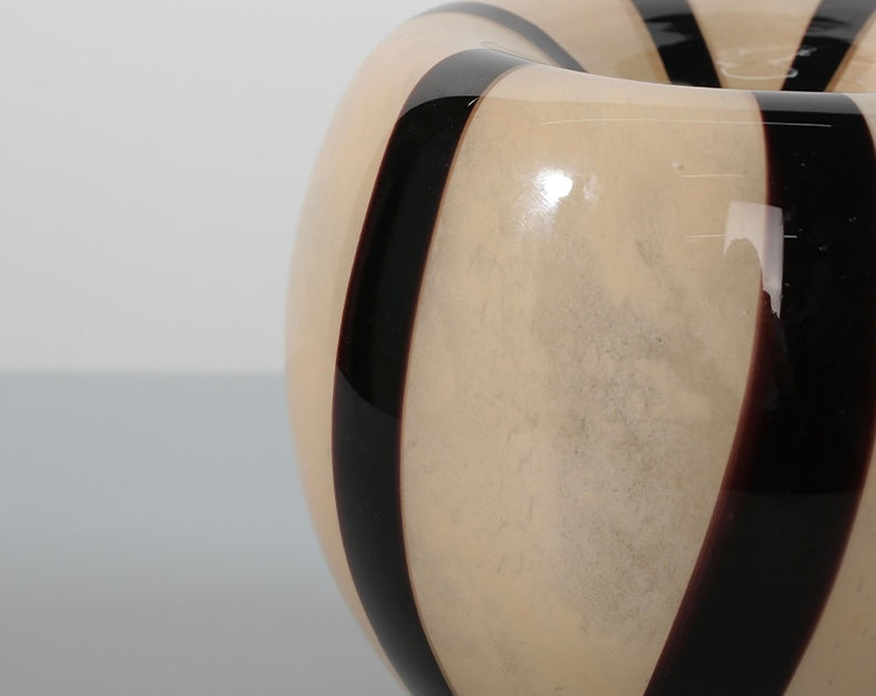 Marbled Stripe Sphere Vase – Artistic Glass Centerpiece Berriscent