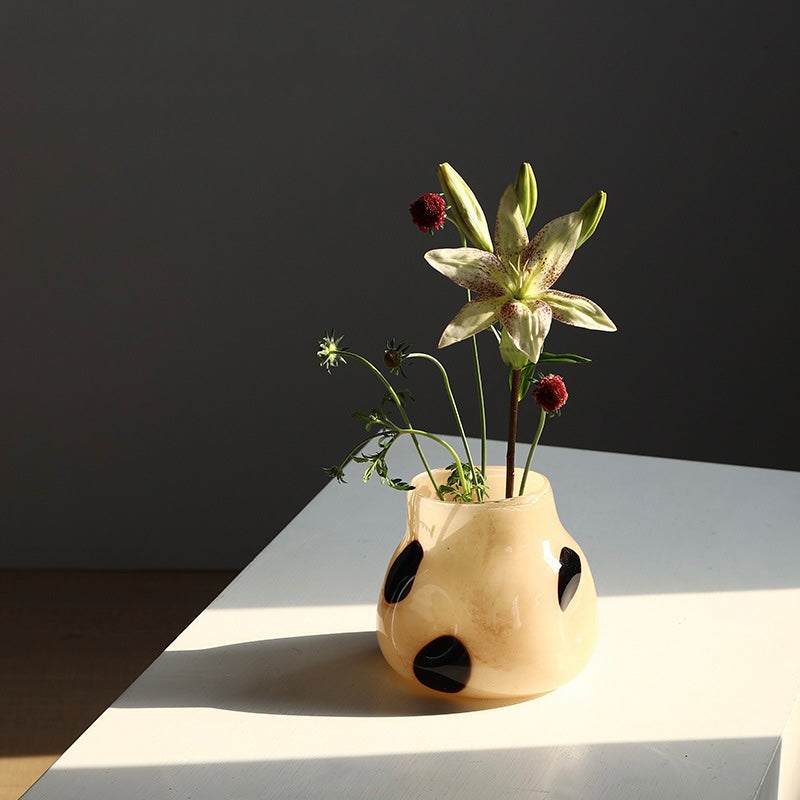 Dune Pebble Art Vase – Spotted Glass Sculpture Berriscent