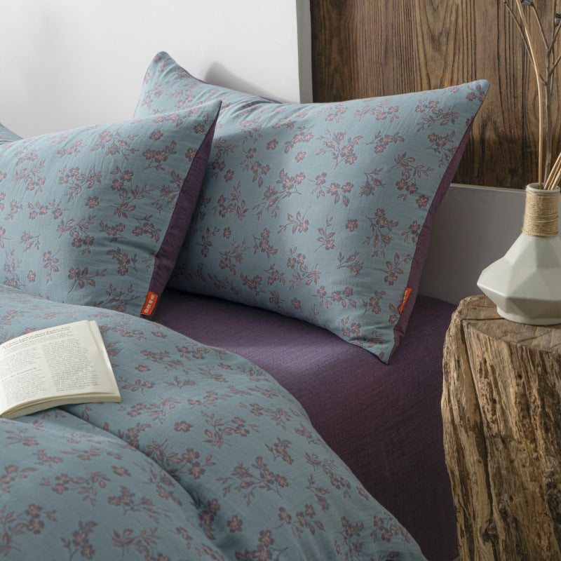 Looméa Cotton Yarn-Woven Bedding Collection Berriscent