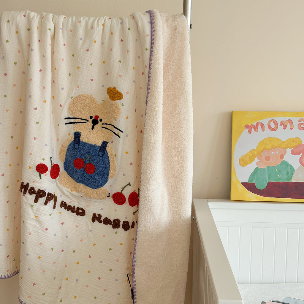 Cozy Friends Reversible Embroidered Towel – Cotton Gauze & Plush Fleece Berriscent