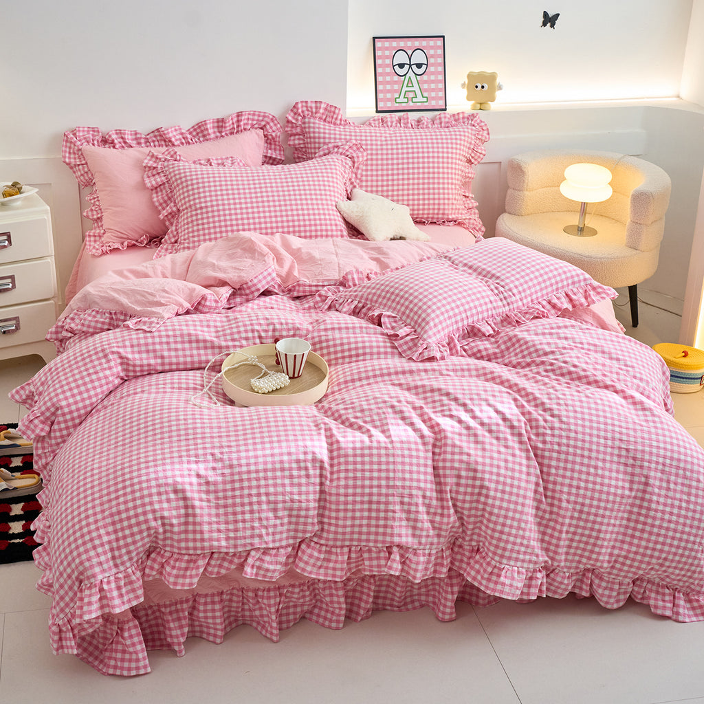 Blush Meadow Gingham Bedding Set Berriscent