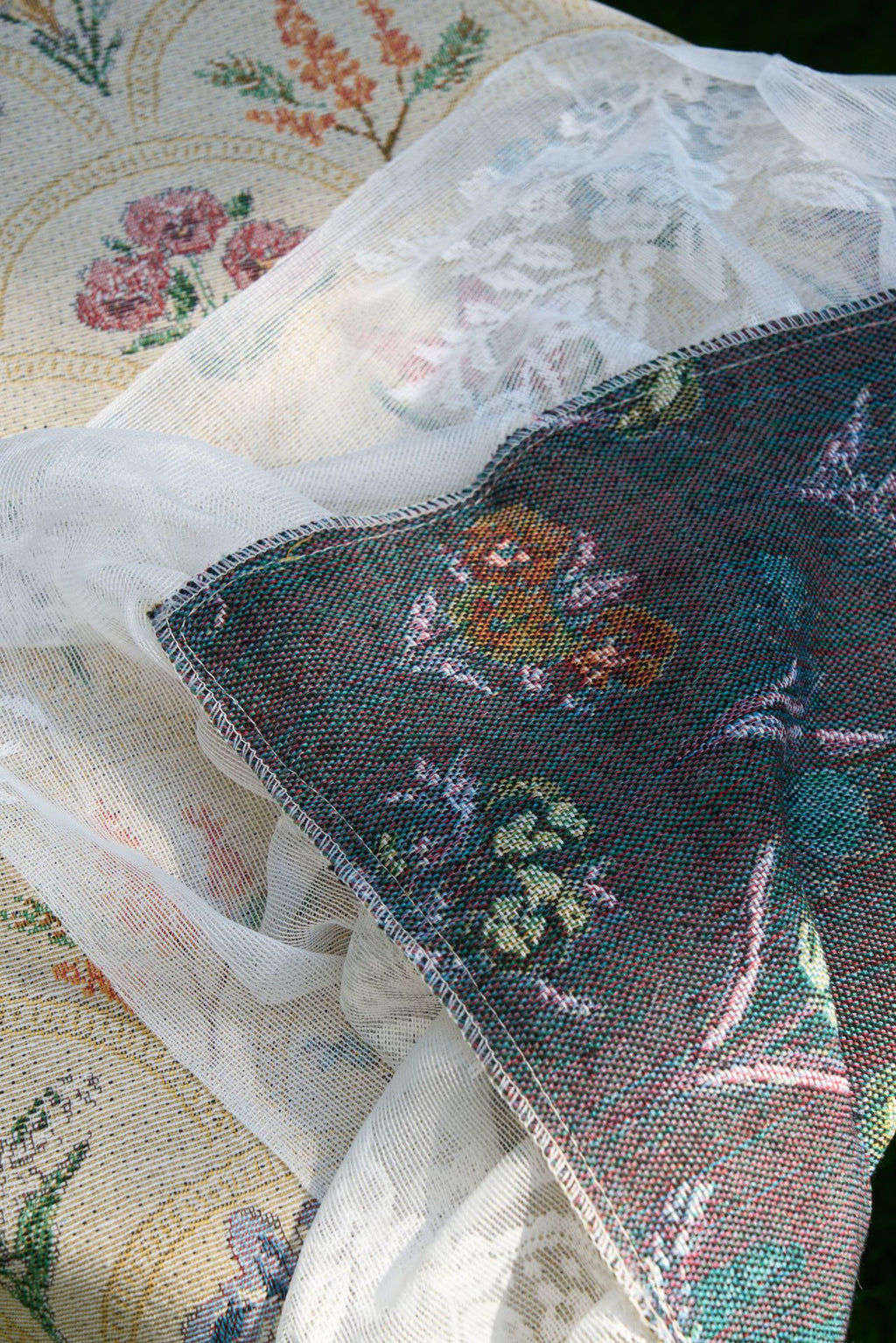 The Garden Veil | Cotton Blend Tablecloth