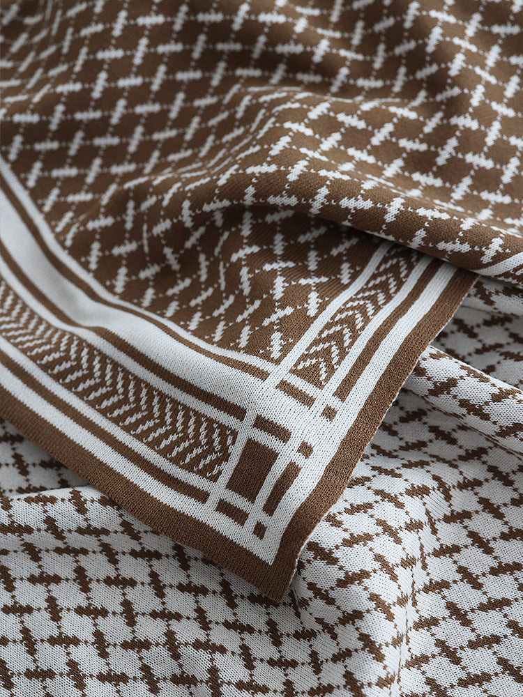 Axis Pattern Throw & Pillowcase Set Berriscent