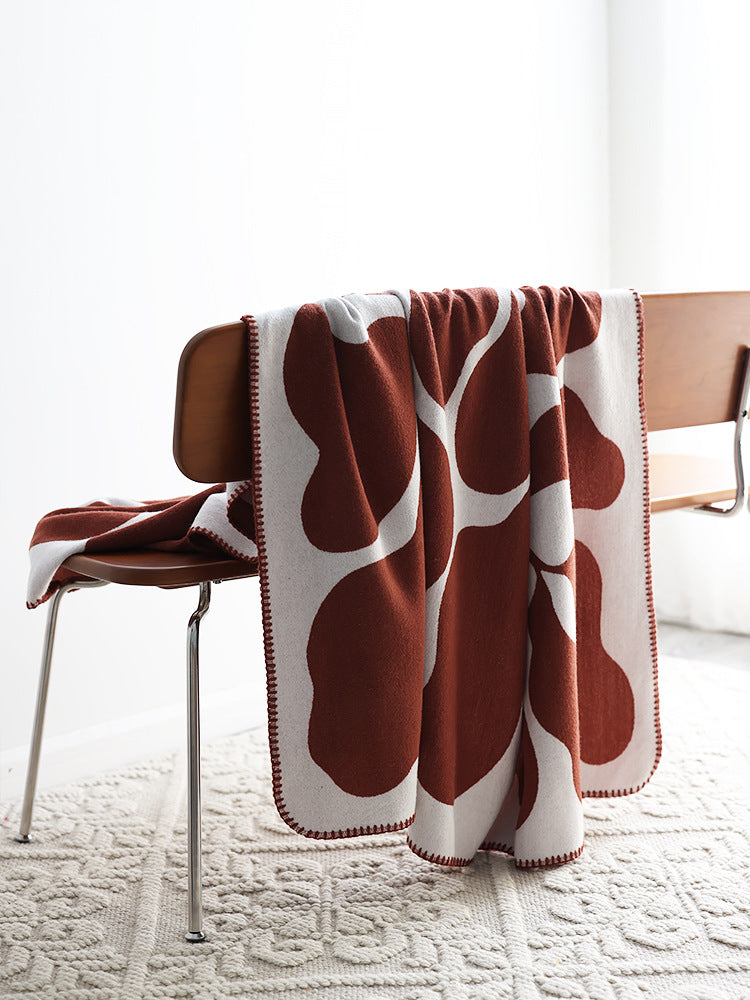 Organic Flow Throw Blanket Berriscent