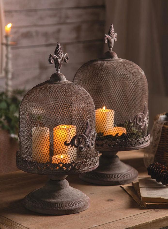 The Château Lumière Lanterns Berriscent