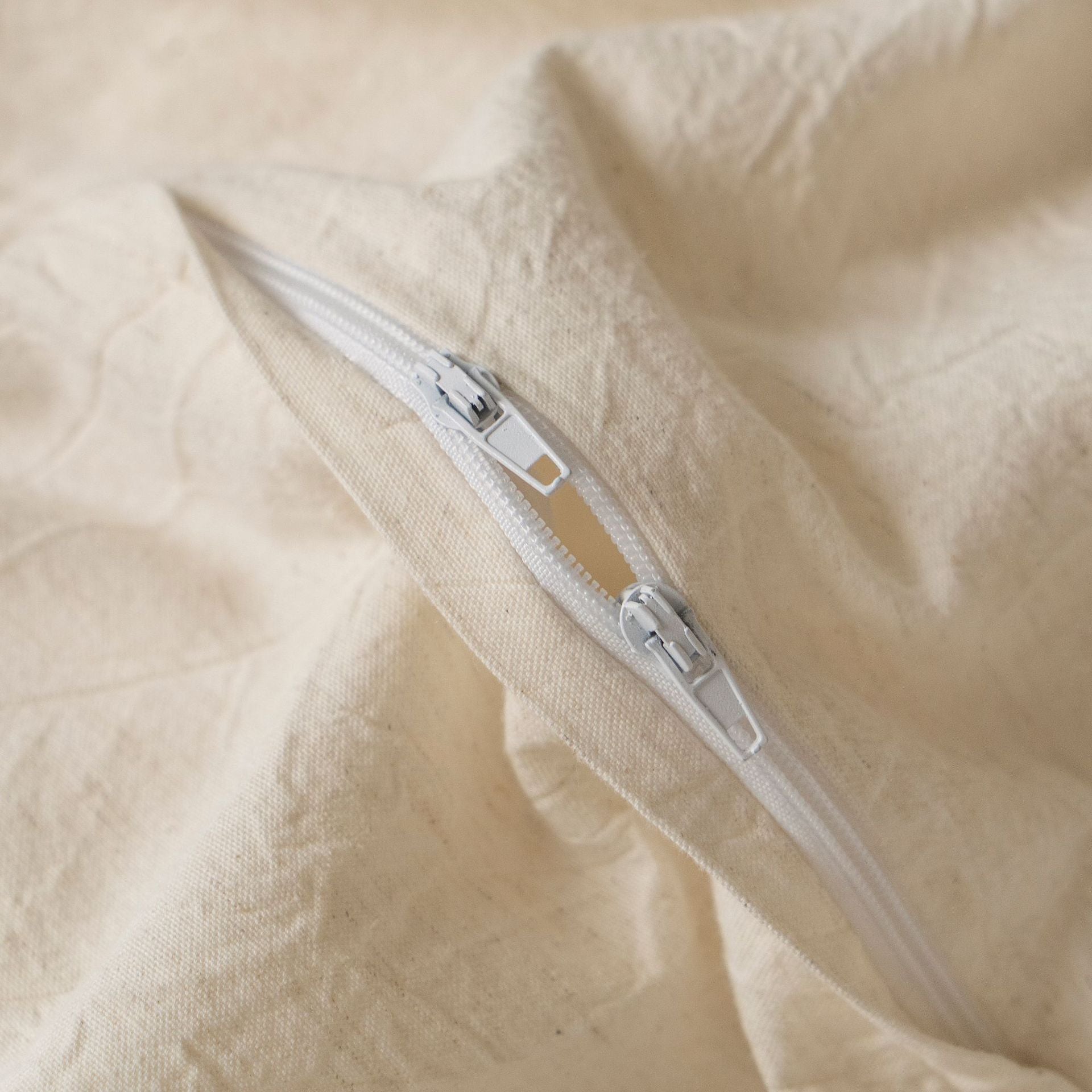 The Linen Whisper | Lace-Trimmed Cotton & Linen Bed Linen