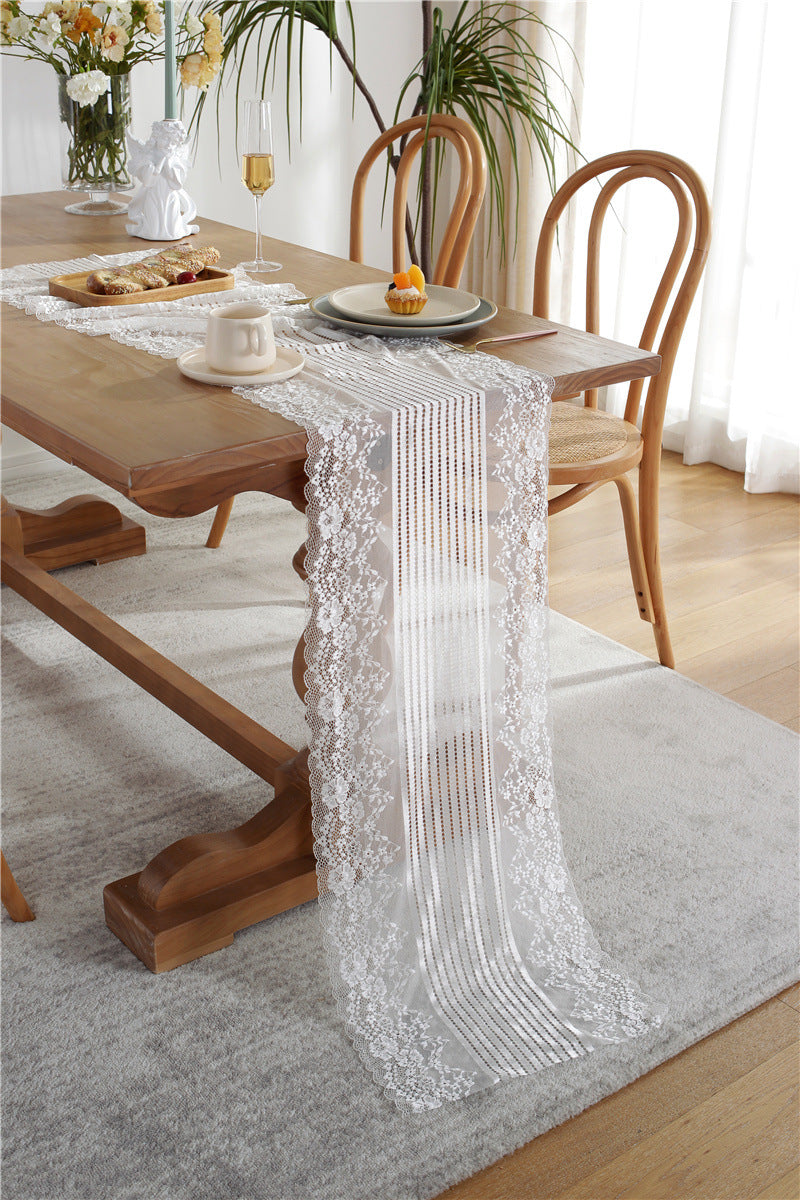 Floral Lace Table Runner – Elegant Sheer Design Berriscent