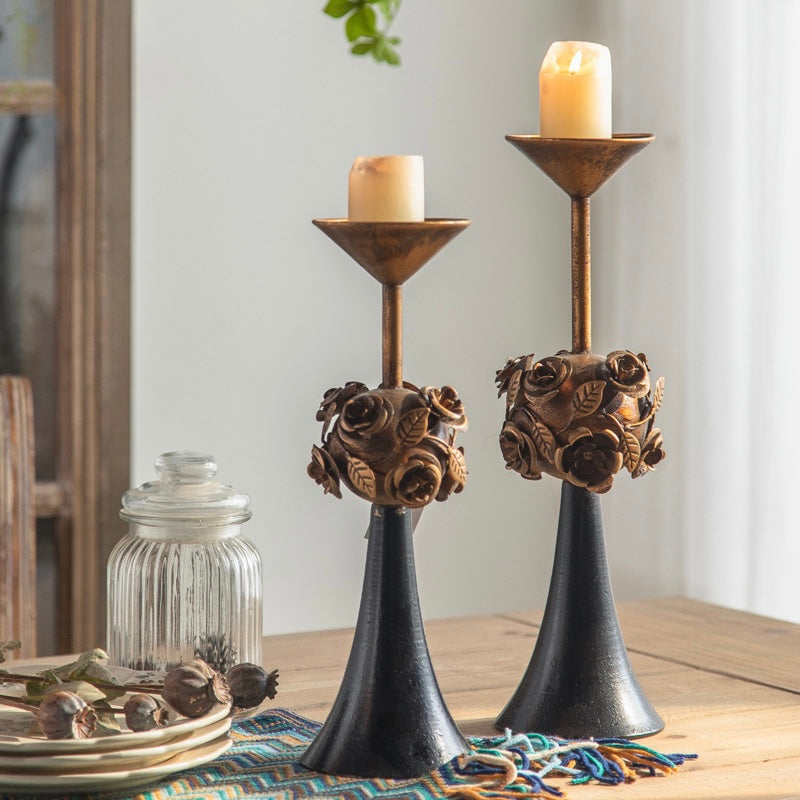 Rose Embrace Candle Holder Berriscent