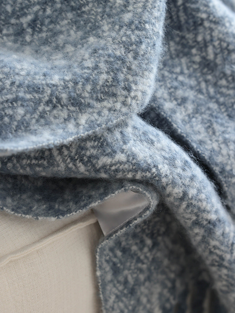 Nordic Softline Woven Throw Blanket Berriscent