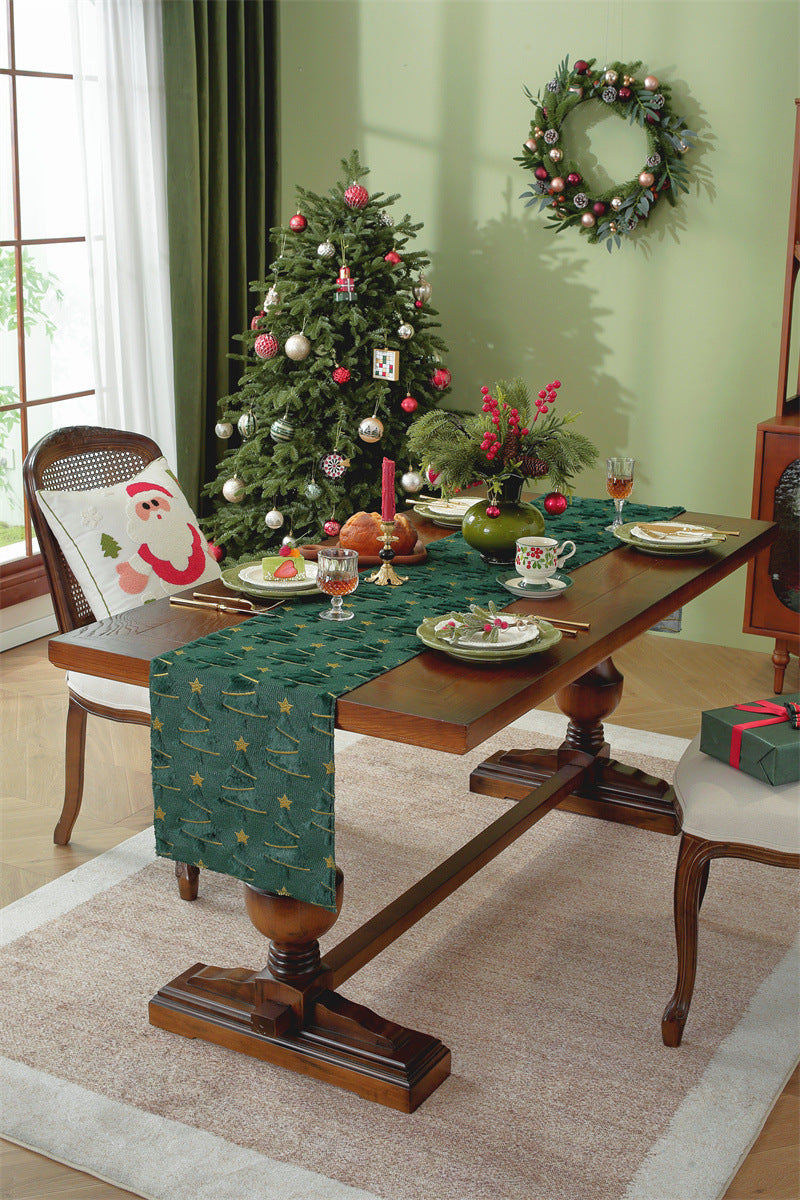 Evergreen Star Christmas Table Runner Berriscent