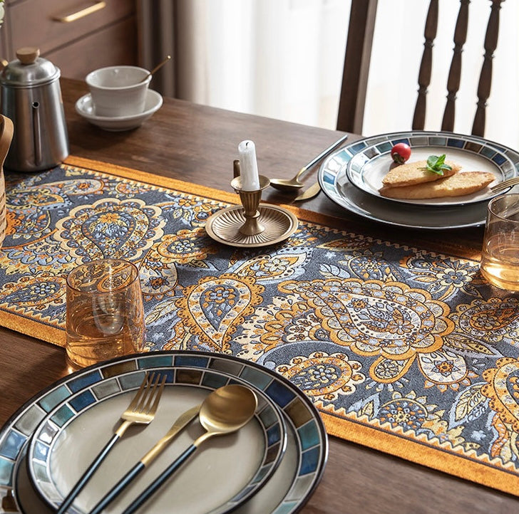 Bohemian Jacquard Table Runner with Tassels Berriscent