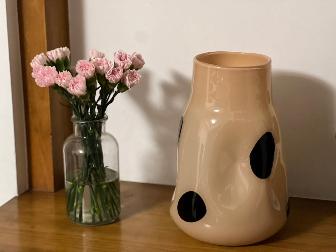 Dune Pebble Art Vase – Spotted Glass Sculpture Berriscent