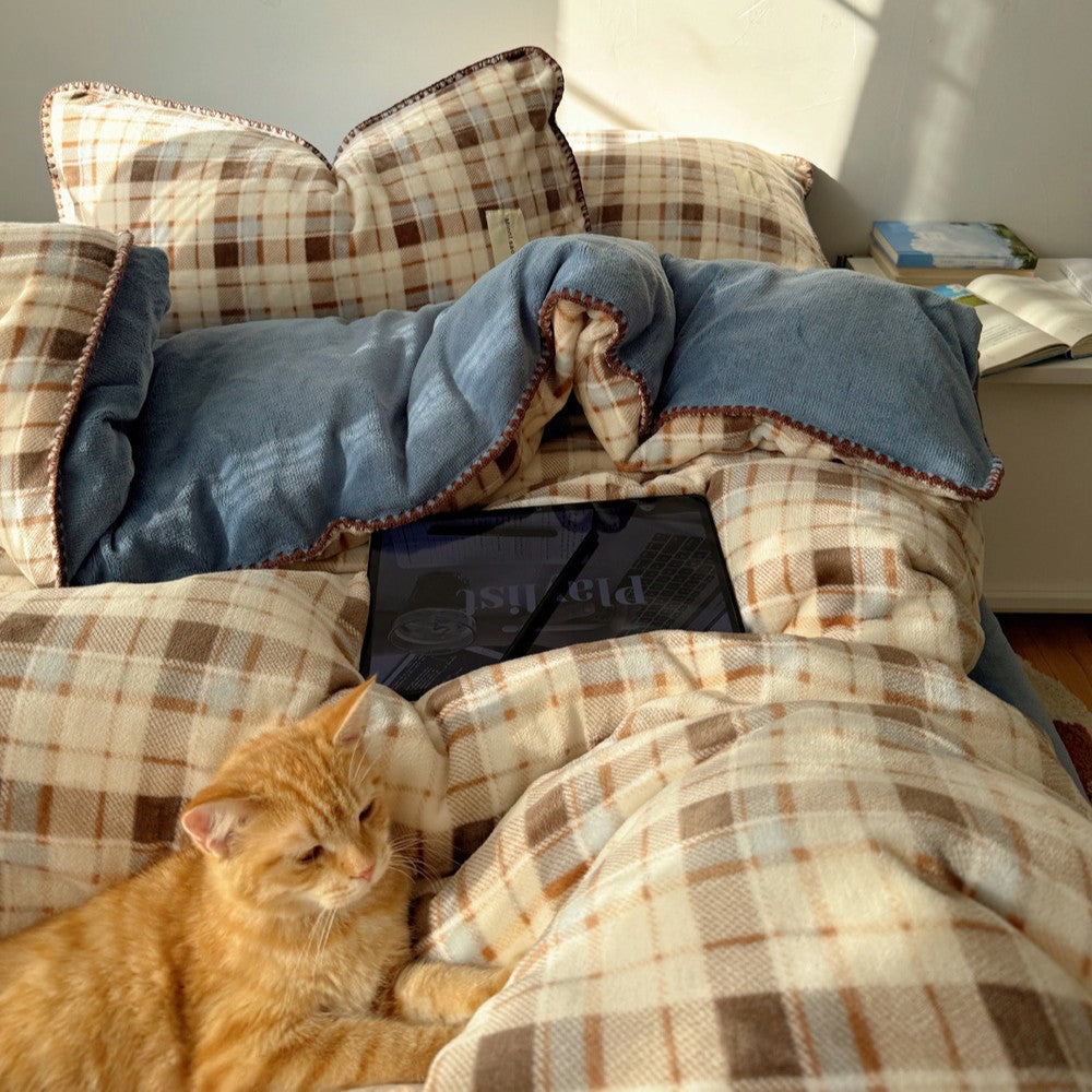 Cozy Plaid Flannel Bedding Set Berriscent