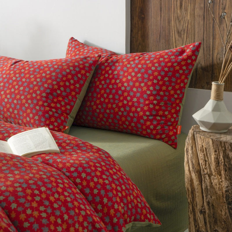 Looméa Cotton Yarn-Woven Bedding Collection Berriscent