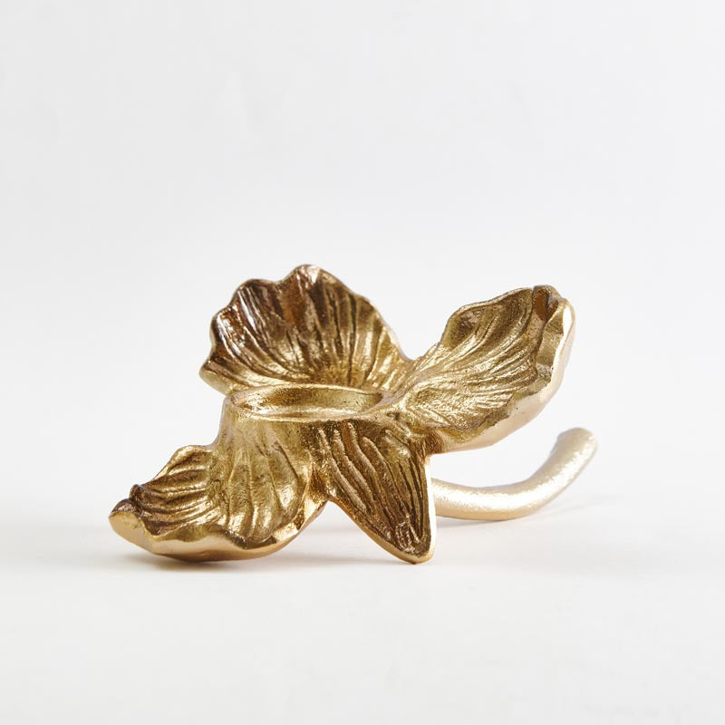 Bloom Sculpt Aluminium Candle Holder Berriscent