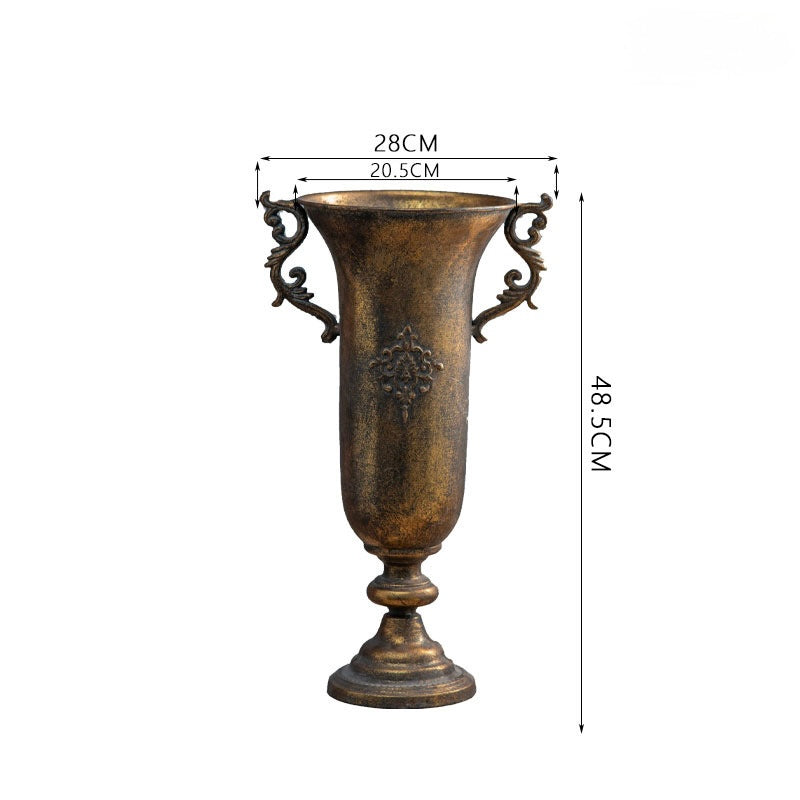 Imperial Grace Vase – Antique Gold Handcrafted Statement Piece Berriscent