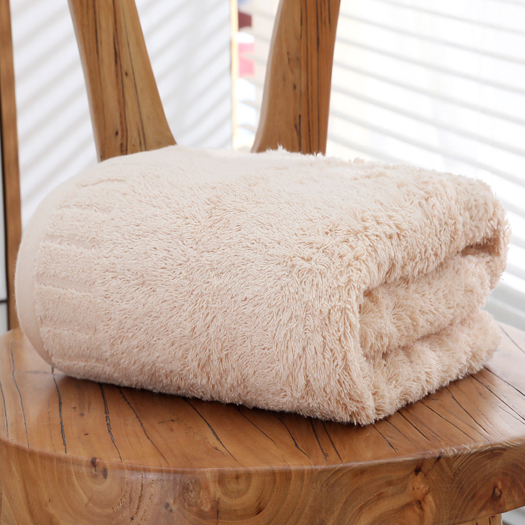 Velour Essence Bath Towel – 140 × 70 cm, Long-Staple Cotton Berriscent