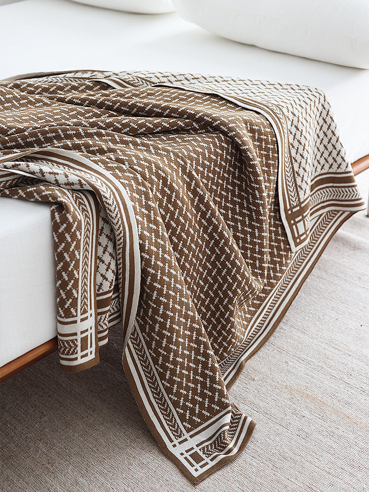 Axis Pattern Throw & Pillowcase Set Berriscent