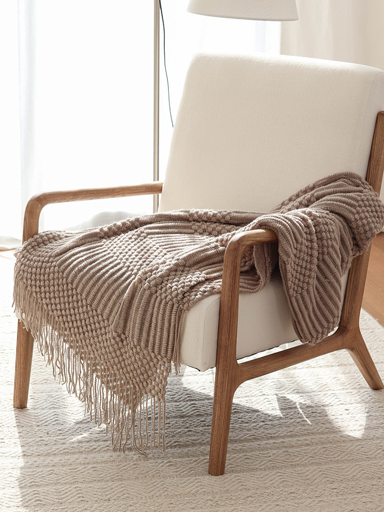 Textured Woven Fringe Throw in Acrylic Fibre Berriscent