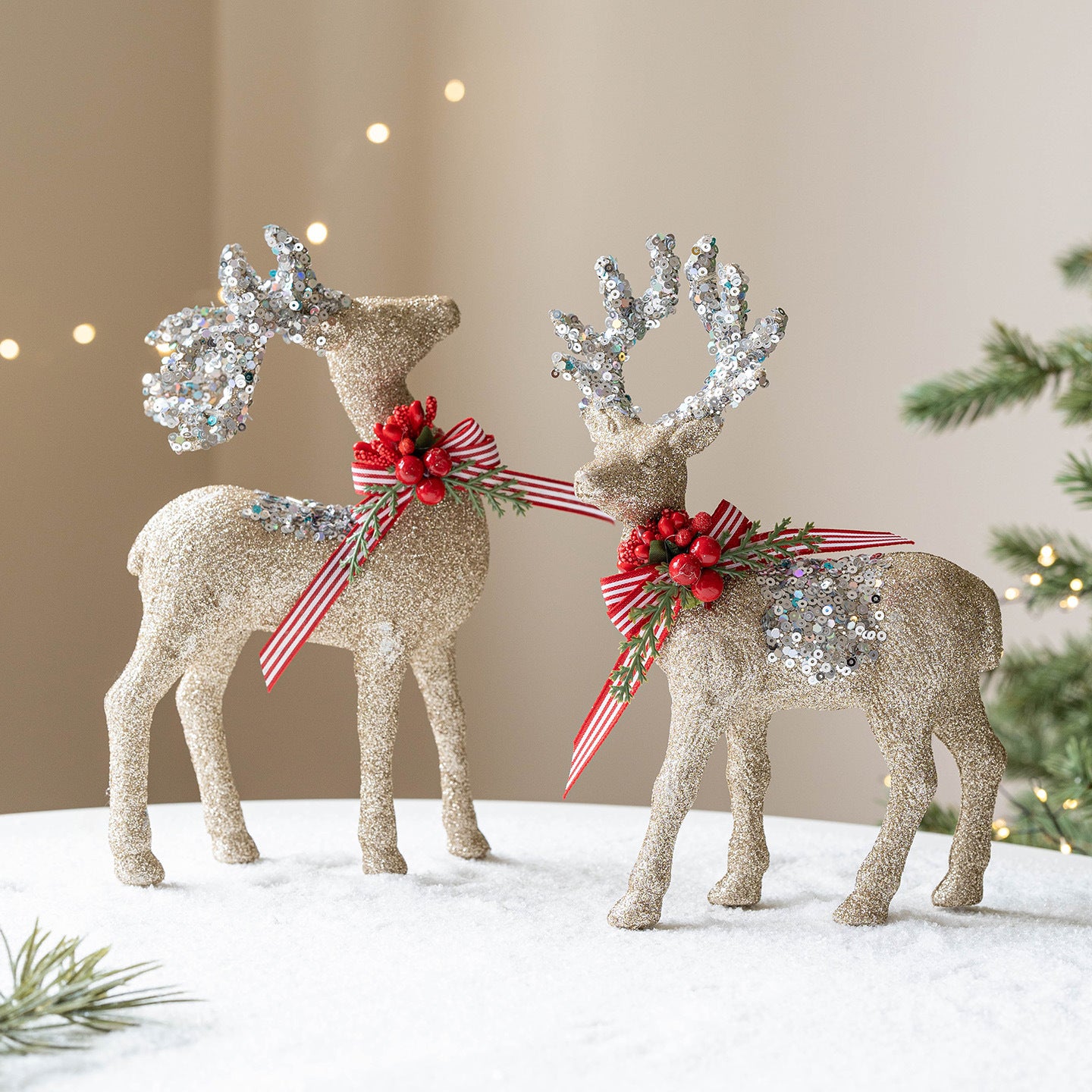 Luxury Christmas Deer Figurine Collection – Velvet & Glitter Pairs