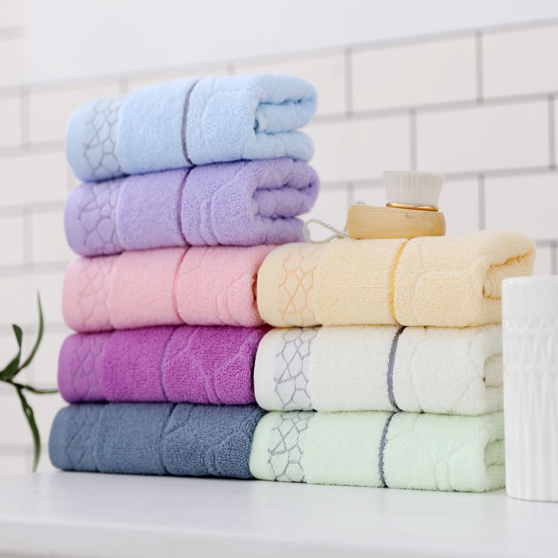 Pastel Luxe Cotton Hand Towel Berriscent