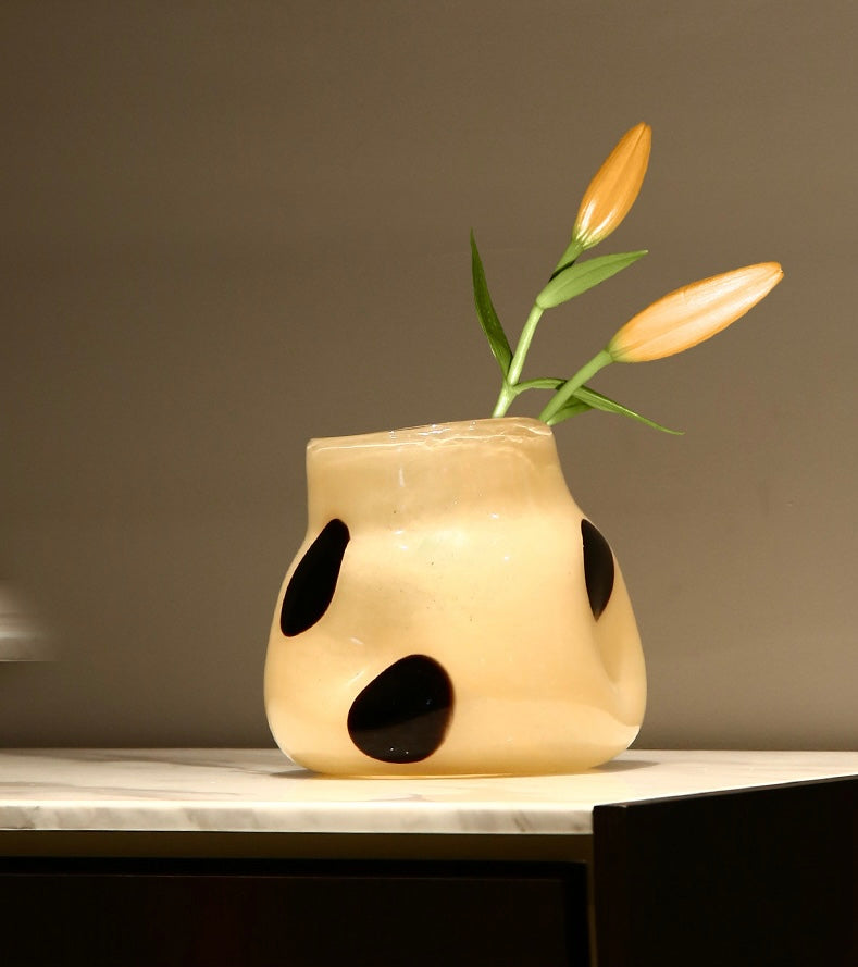 Dune Pebble Art Vase – Spotted Glass Sculpture Berriscent