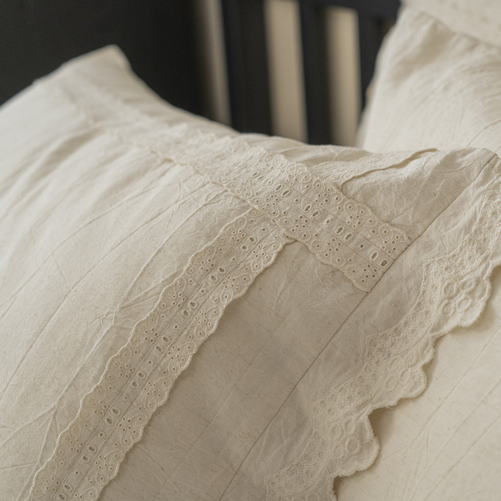 The Linen Whisper | Lace-Trimmed Cotton & Linen Bed Linen