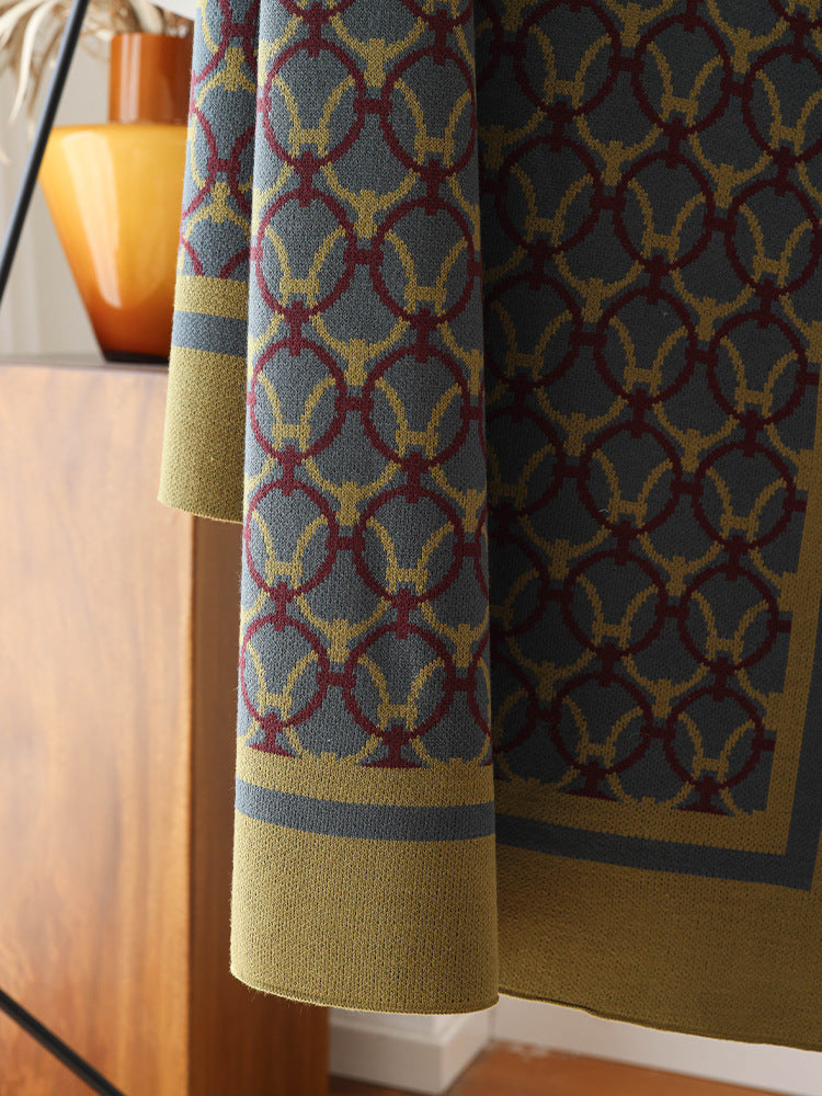Loommark Woven Pattern Throw Berriscent