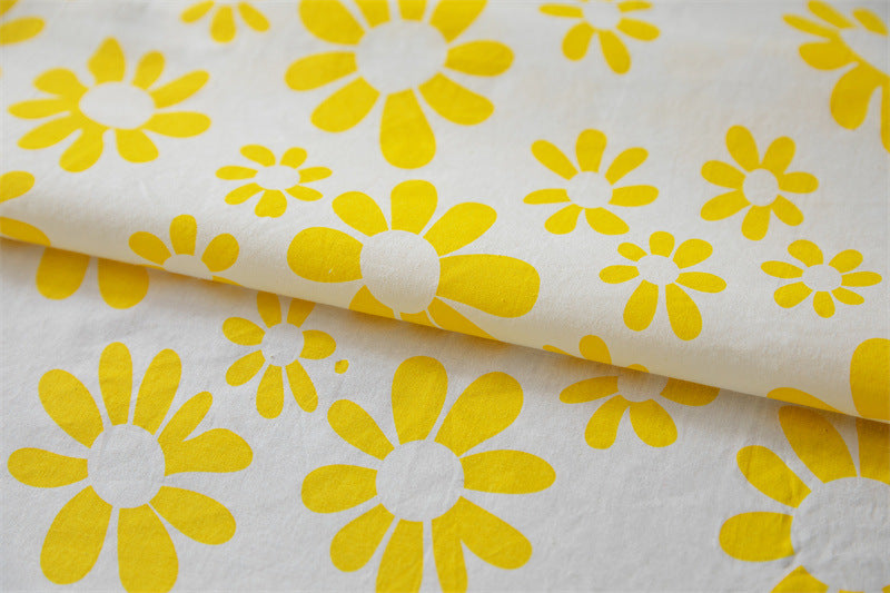 Sunny Bloom Ruffled Tablecloth Berriscent