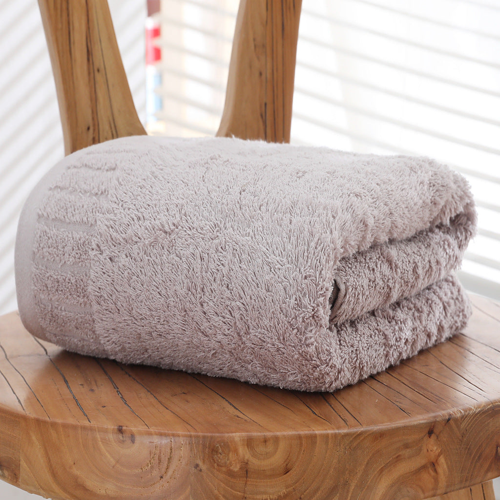 Velour Essence Bath Towel – 140 × 70 cm, Long-Staple Cotton Berriscent
