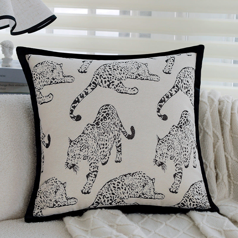 Wild Grace Leopard Cushion 45x45 Berriscent