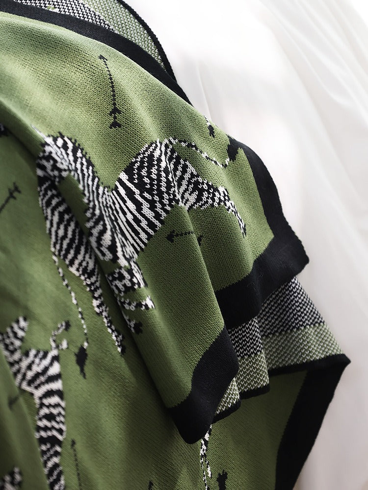 Savanna Stride Throw – Artistic Zebra Jacquard Blanket Berriscent