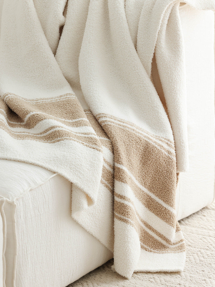 Soft Acrylic Throw Blanket – Plush Striped Design Berriscent