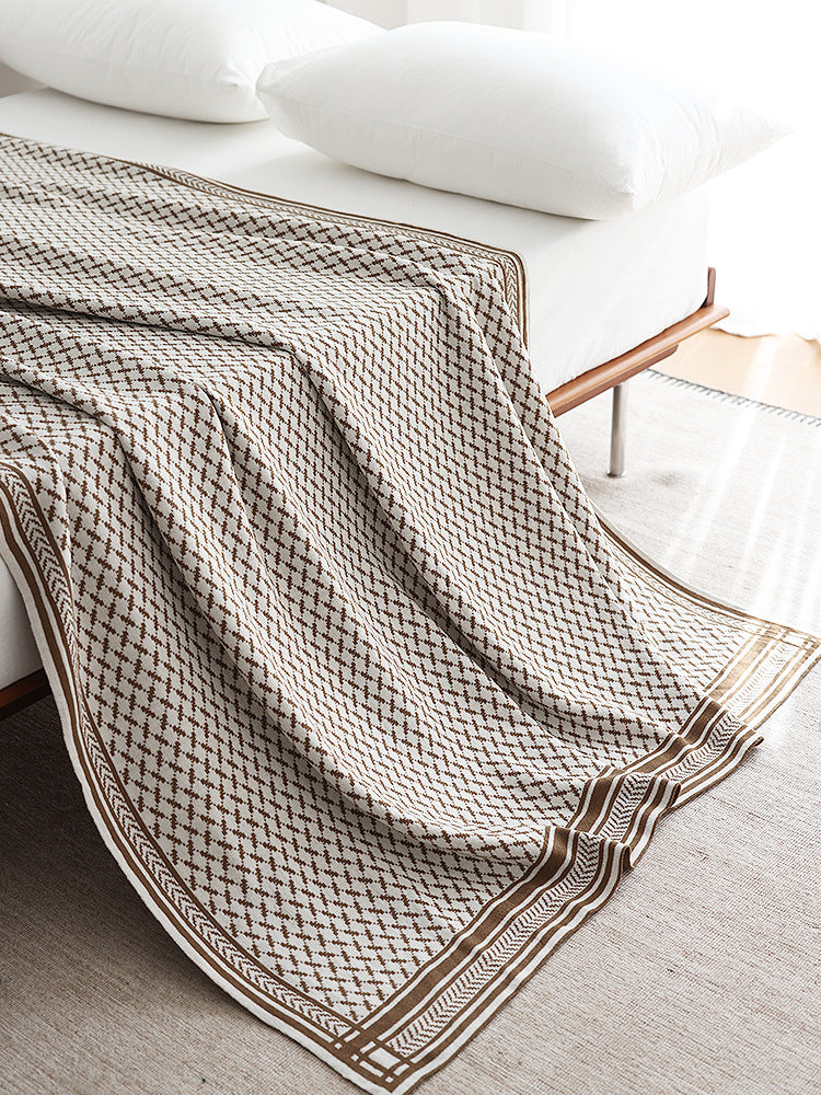 Axis Pattern Throw & Pillowcase Set Berriscent