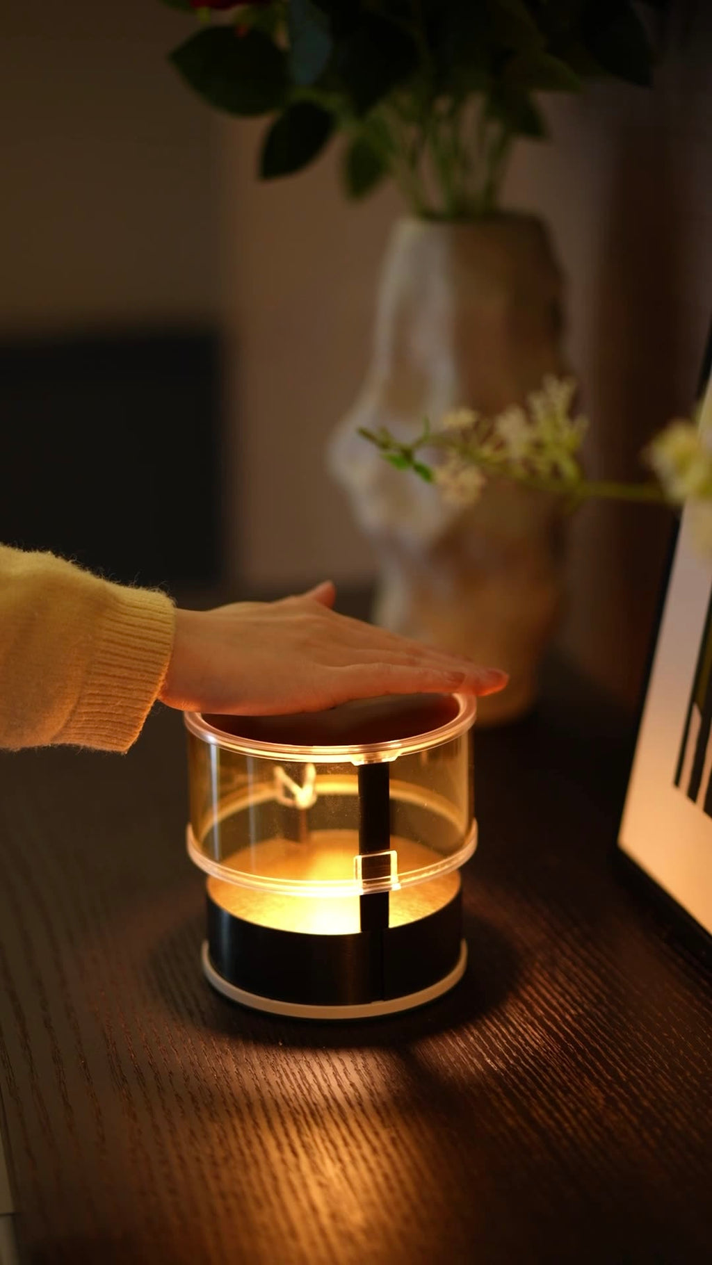 Lumin Halo Touch-Free Atmosphere Lamp Berriscent