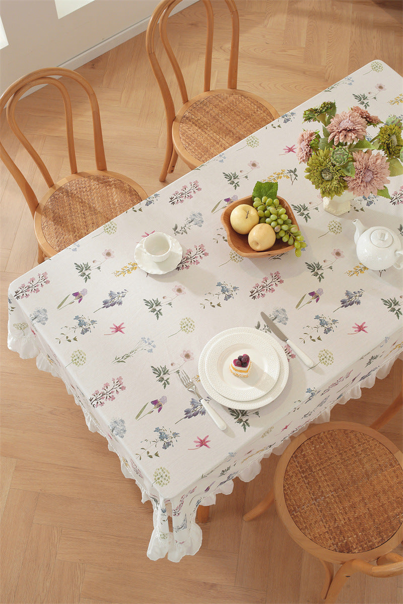 Cottage Bloom Cotton Tablecloth Berriscent