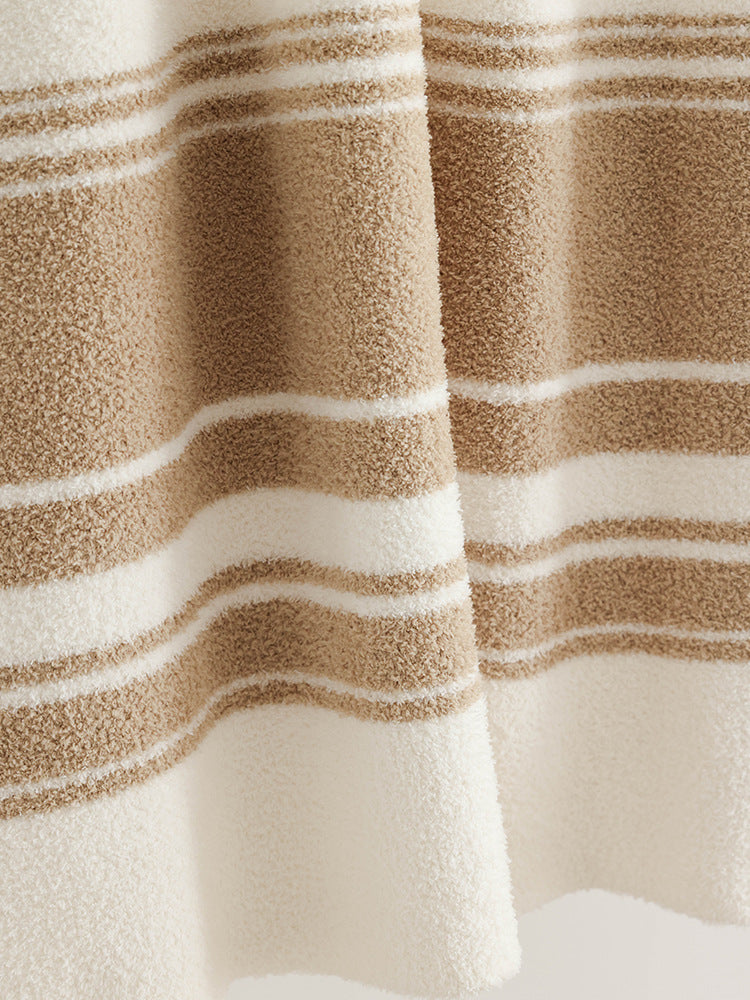 Soft Acrylic Throw Blanket – Plush Striped Design Berriscent