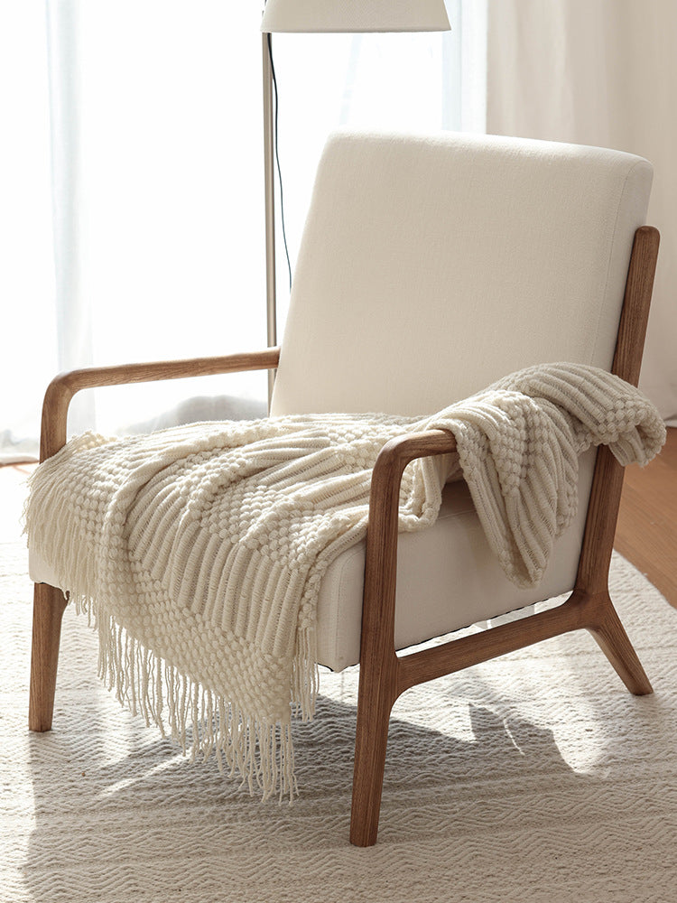 Textured Woven Fringe Throw in Acrylic Fibre Berriscent