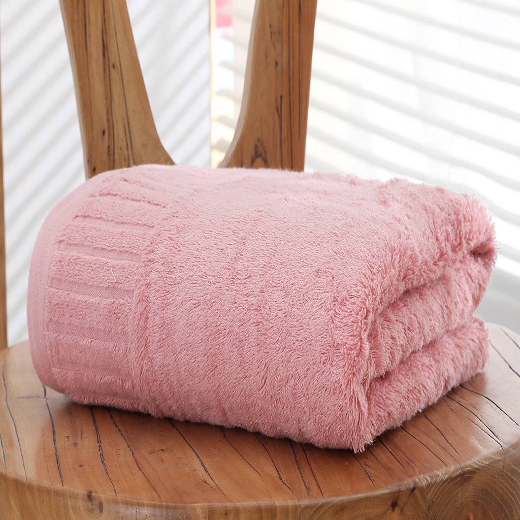 Velour Essence Bath Towel – 140 × 70 cm, Long-Staple Cotton Berriscent