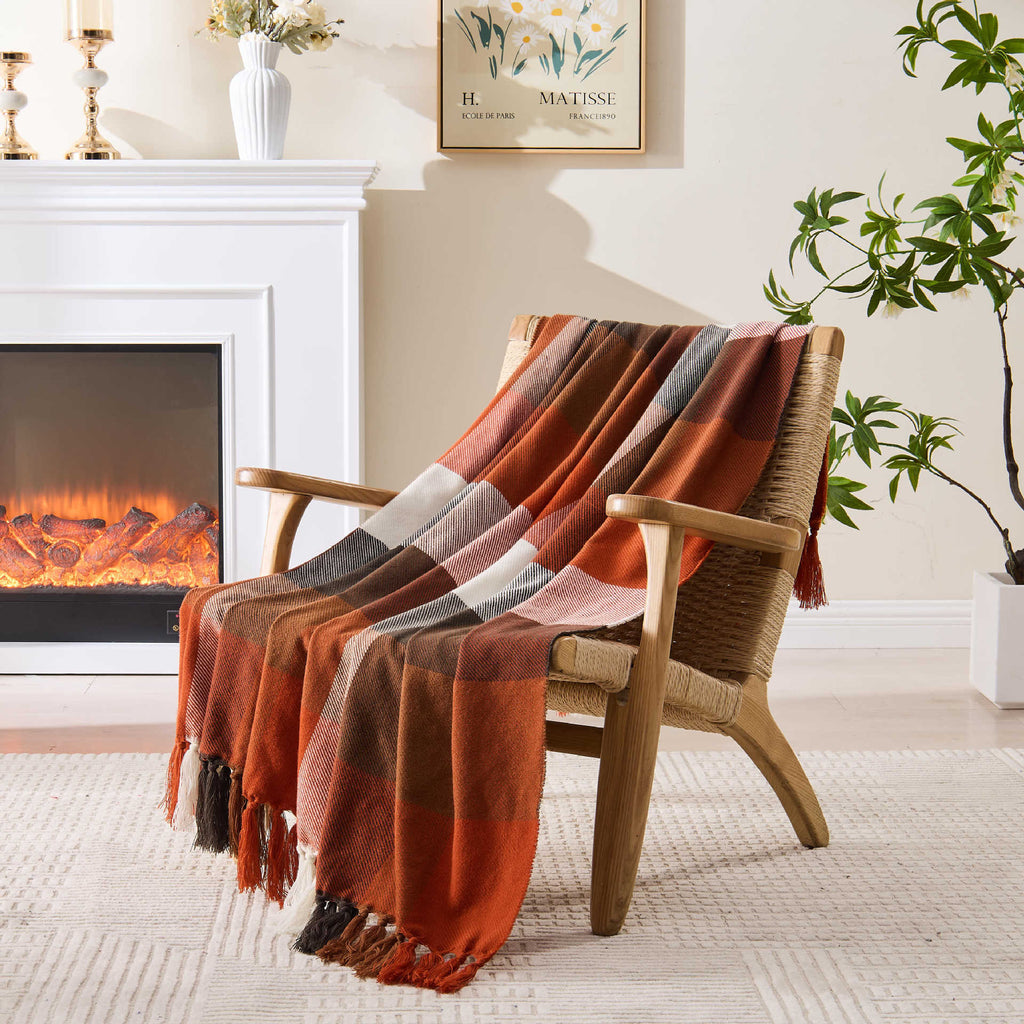 Plaid Tassel Woven Throw Blanket – Warmth & Style in Every Thread Berriscent