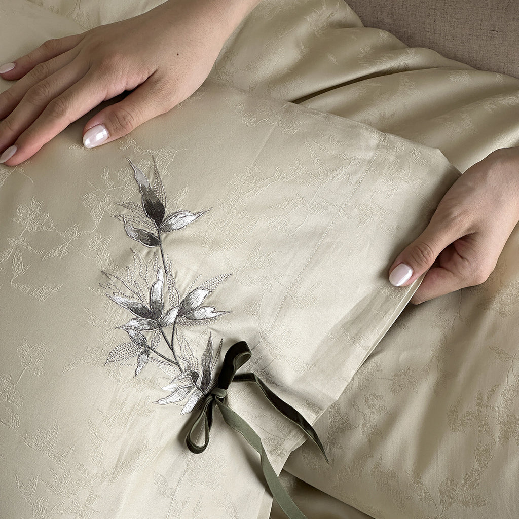 Maison Sylva Héritage - Luxury Botanical Jacquard Four-Piece Bedding Set Berriscent