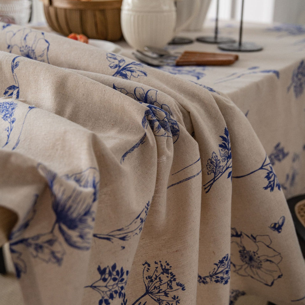 Cotton & Linen Botanical Tablecloth Berriscent