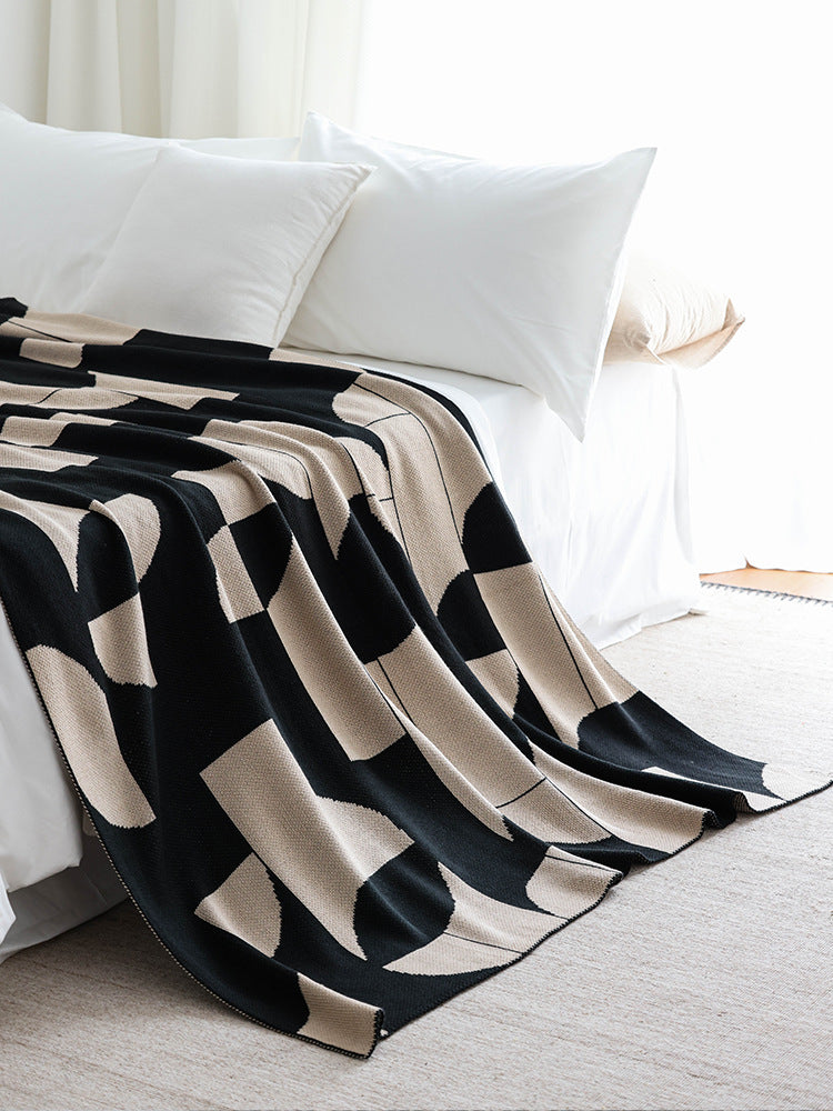 Soft Geometry Throw Blanket — Black & Sand Berriscent