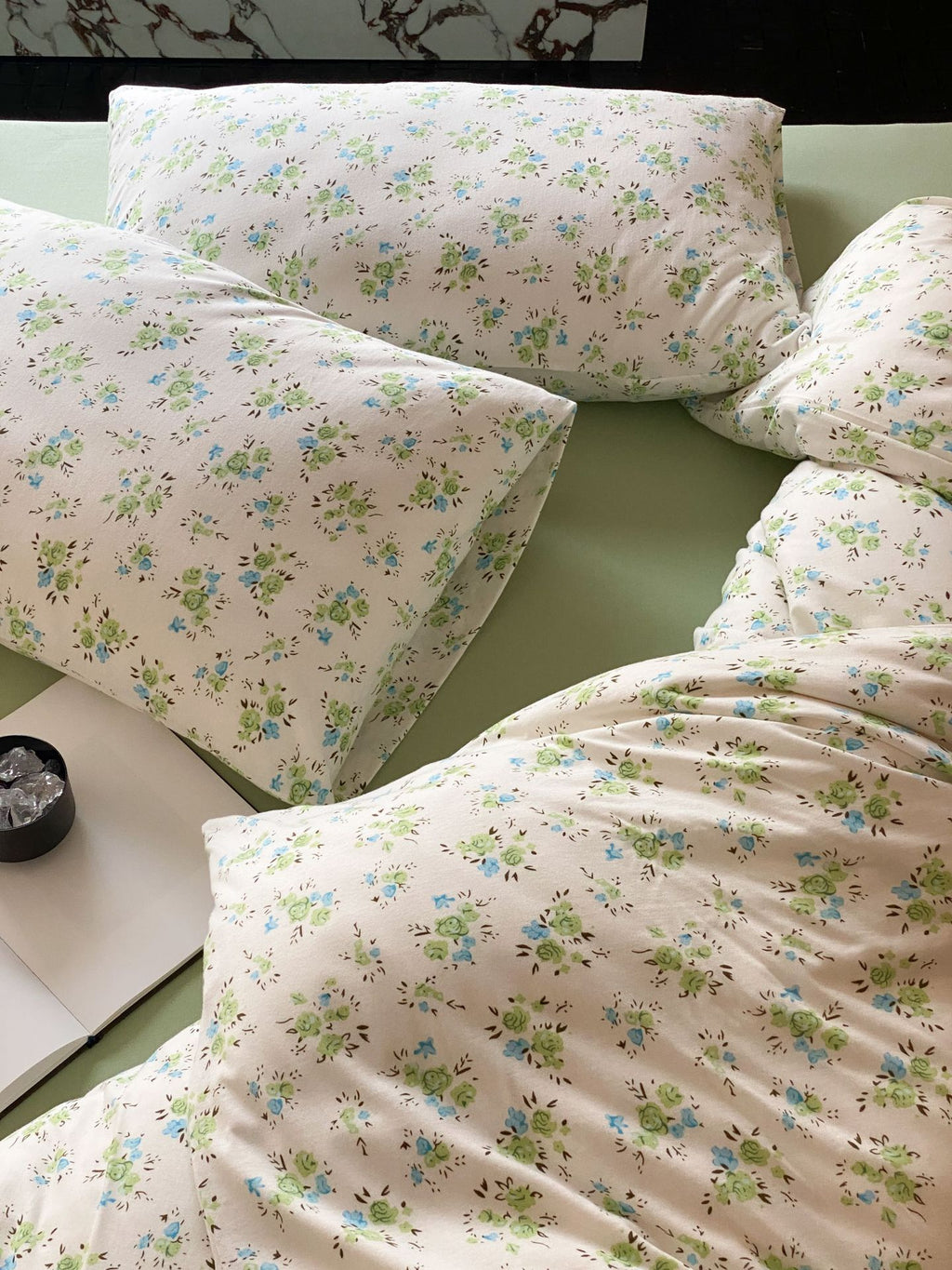 Meadow Bloom Washed Cotton Bedding Set – 4 Piece Collection Berriscent