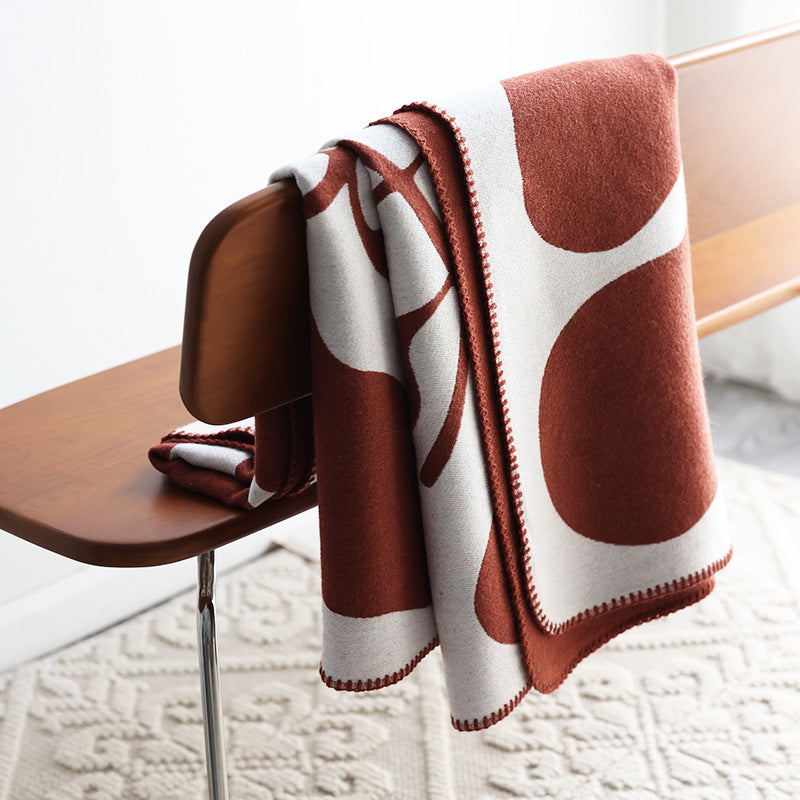 Organic Flow Throw Blanket Berriscent
